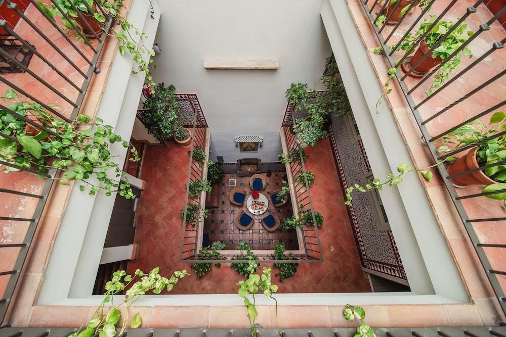 Hotel Boutique Casas De Santa Cruz Севилья Экстерьер фото